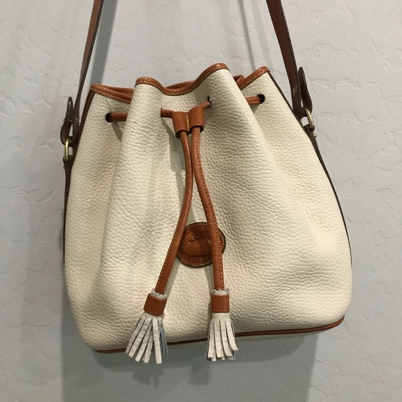 Dooney & Bourke Handbags - [Dooney& Bourke]Vintage Pebble String Shoulder Bag